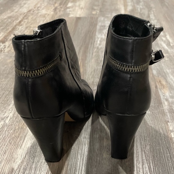 Aldo leather ankle boots, size 6.5 - Picture 2 of 8